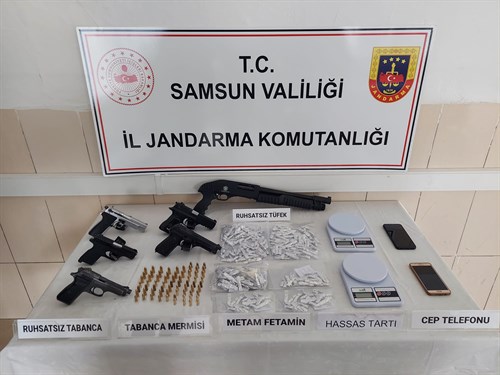323 Gram Satışa Hazır Halde Paketlenmiş Metamfetamin Ele Geçirilerek 2 Şüpheli Gözaltına Alınmıştır